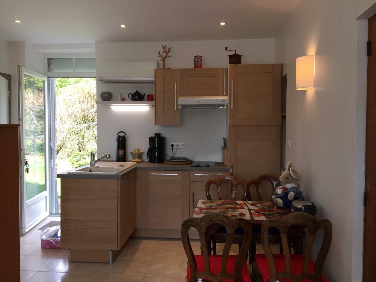 Gîte climatisé de La Haute Rue Touvois Extérieur photo