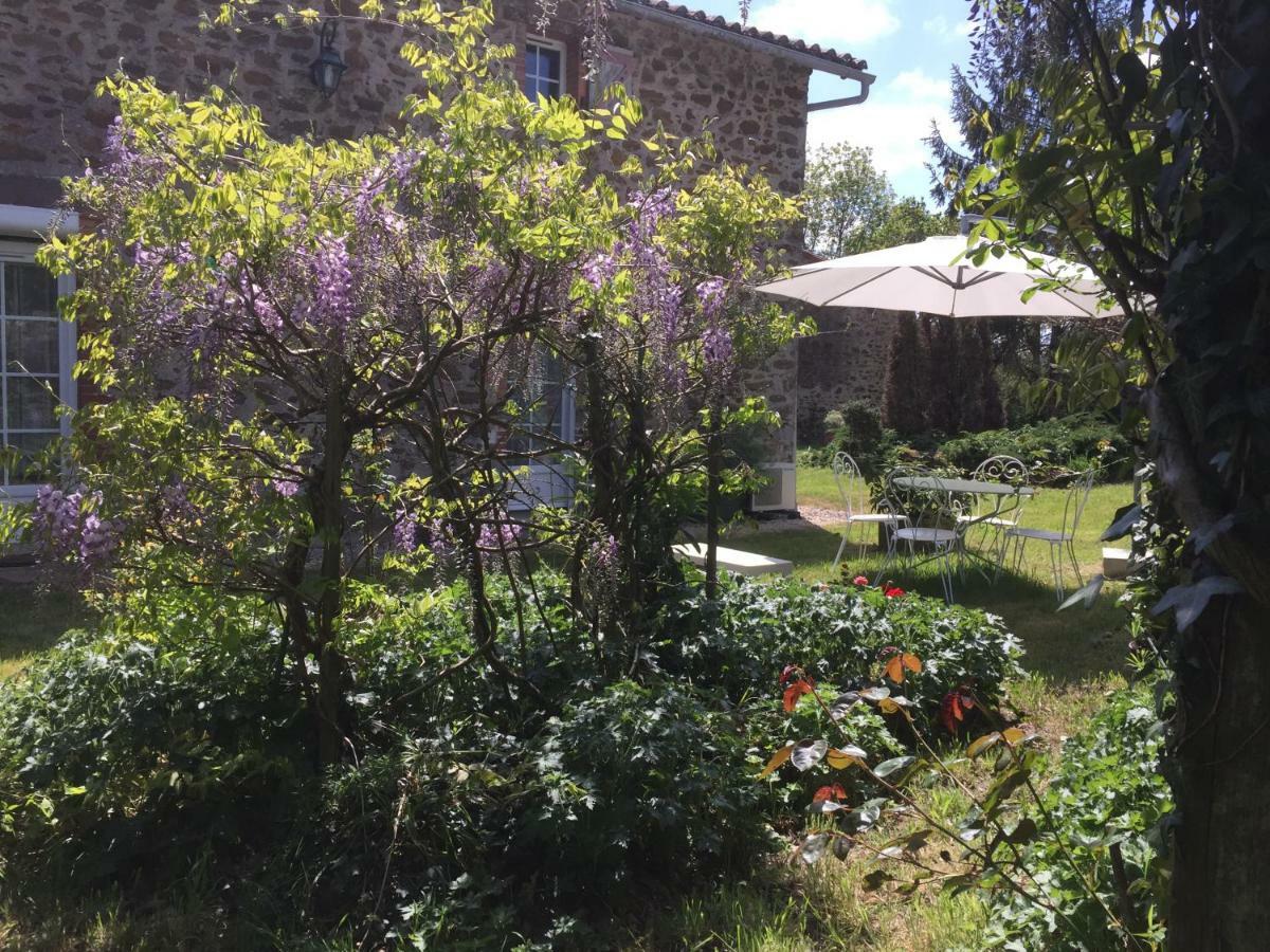 Gîte climatisé de La Haute Rue Touvois Extérieur photo